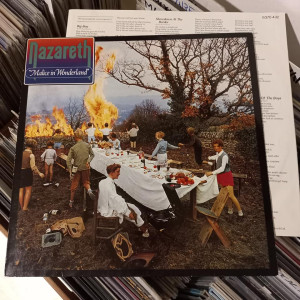 Nazareth - Malice In Wonderland