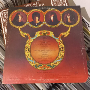 Thin Lizzy - Johnny The Fox Thin Lizzy - Johnny The Fox