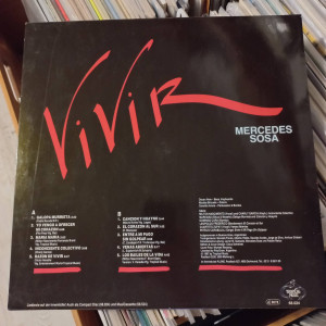 Mercedes Sosa - Vivir Mercedes Sosa - Vivir