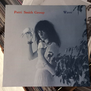 Patti Smith Group - Wave