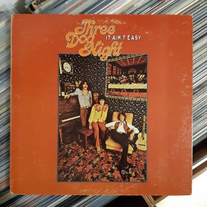 Three Dog Night - It Ain't Easy