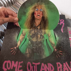 Twisted Sister - Come Out And Play Twisted Sister - Come Out And Play
