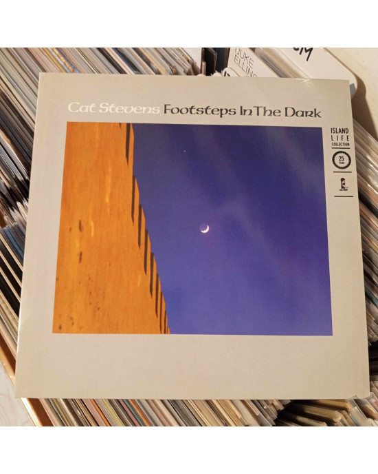 Cat Stevens - Footsteps In The Dark Cat Stevens - Footsteps In The Dark