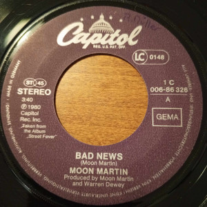 Moon Martin - Bad News / Stranded- 45'lik