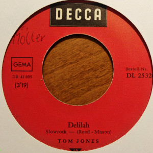 Tom Jones - Delilah / Smile - 45'lik