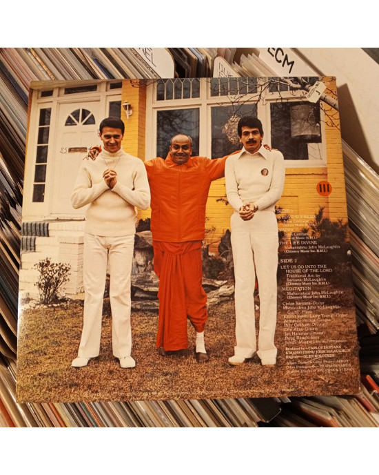 Carlos Santana & Mahavishnu John McLaughlin - Love Devotion Surrender Carlos Santana & Mahavishnu John McLaughlin - Love Devotion Surrender
