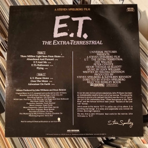 John Williams - E.T. The Extra-Terrestrial (Music From The Original Motion Picture Soundtrack) John Williams - E.T. The Extra-Terrestrial (Music From The Original Motion Picture Soundtrack)