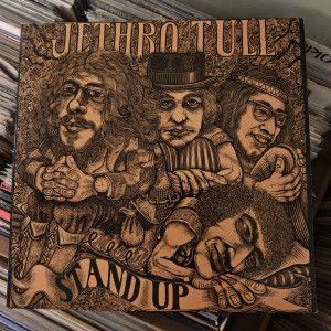 Jethro Tull - Stand Up