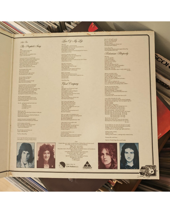 Queen - A Night At The Opera Queen - A Night At The Opera