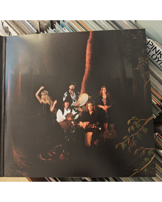Blackmore's Night - Shadow Of The Moon - 2LP + 7'' 45LİK + DVD 25th Anniversary Coloured Edition Blackmore's Night - Shadow Of The Moon - 2LP + 7'' 45LİK + DVD 25th Anniversary Coloured Edition