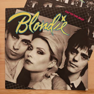 Blondie - Eat To The Beat