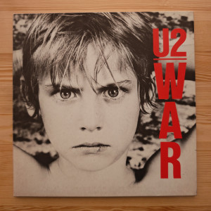 U2 - War