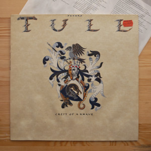 Jethro Tull - Crest Of A Knave