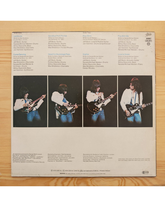 Jeff Beck - Wired Jeff Beck - Wired