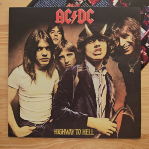 AC/DC - Highway To Hell