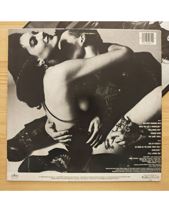 Scorpions - Love at First Sting