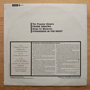 Frank Sinatra - Strangers In The Night
