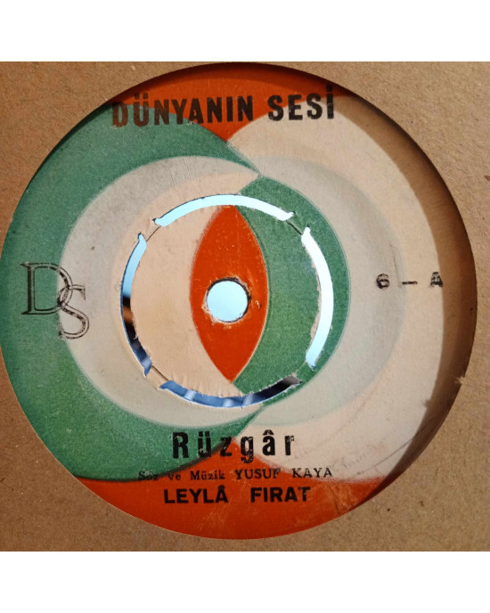 Leyla Fırat - Rüzgar / Seni Kaybettim - 45'lik Leyla Fırat - Rüzgar / Seni Kaybettim - 45'lik