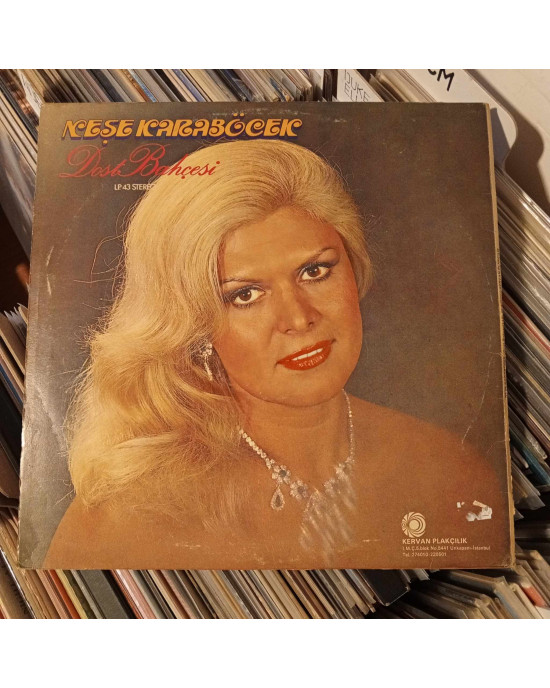 Neşe Karaböcek - Dost Bahçesi