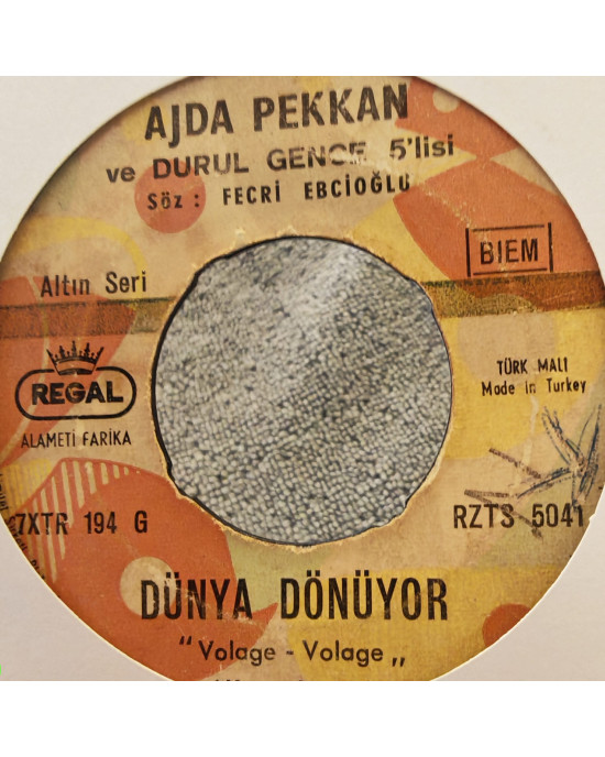 Ajda Pekkan - Dünya Dönüyor / Üç Kalp - 45'lik Ajda Pekkan - Dünya Dönüyor / Üç Kalp - 45'lik