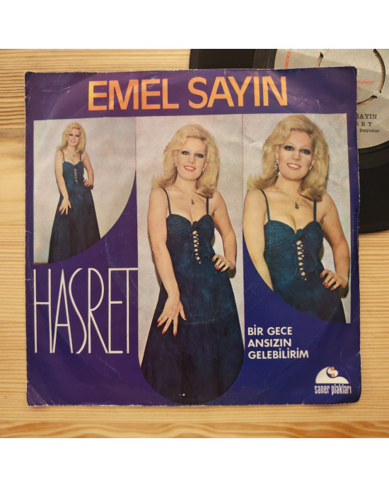 Emel Sayın - Hasret / Bir Gece Ansızın Gelebilirim - 45'lik Emel Sayın - Hasret / Bir Gece Ansızın Gelebilirim - 45'lik