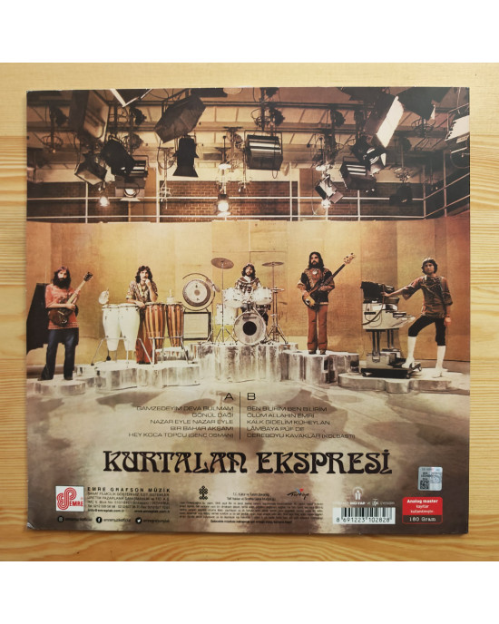 Barış Manço & Kurtalan Ekspresi - Sakla Samanı Gelir Zamanı (Ben Bilirim) Barış Manço & Kurtalan Ekspresi - Sakla Samanı Gelir Zamanı (Ben Bilirim)